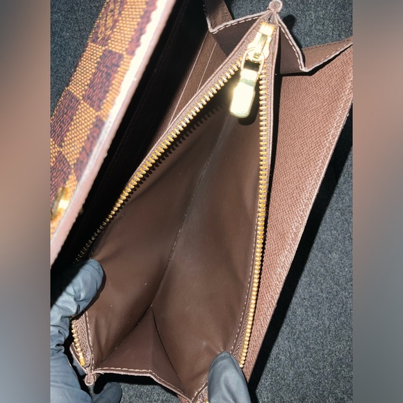 ✅AUTHENTIC AVAILABLE LONG DAMIER LOUIS VUITTON WALLET - Picture 9 of 16